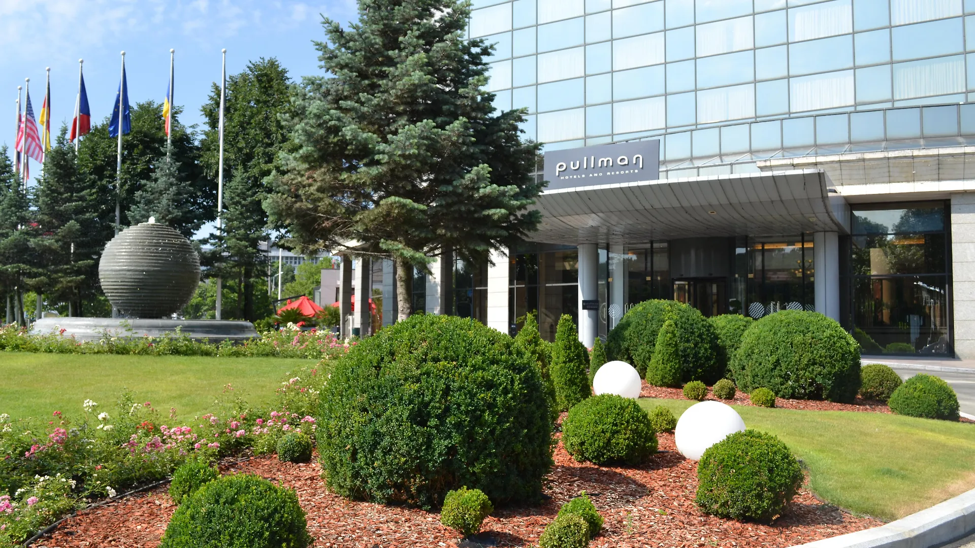 Hotel Pullman Bucharest World Trade Center