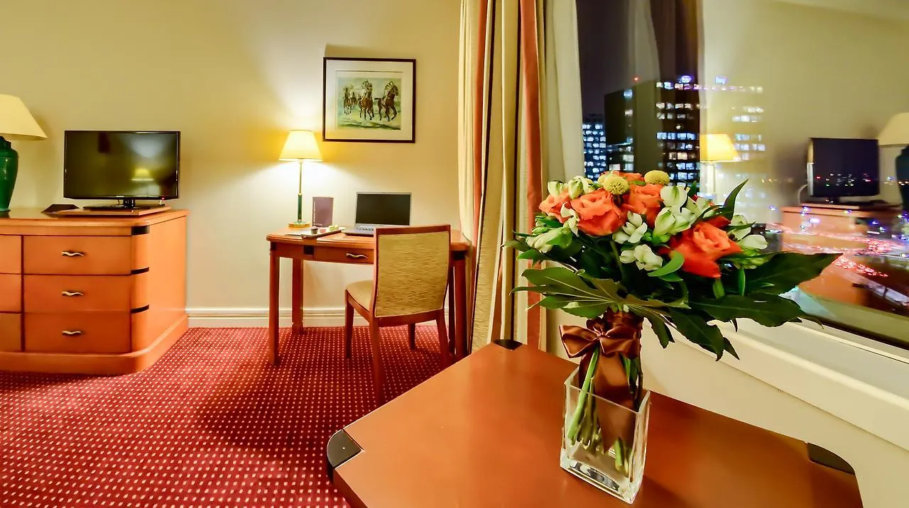 Pullman Bucharest World Trade Center Hotel 4*,  Roménia