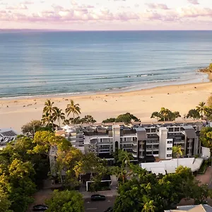 https://netanya-noosa.queenslandhotels.net