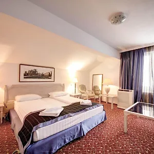 3* Otel Visconti Militari