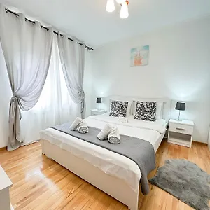 Appartamento Sunrise Center, Bucarest