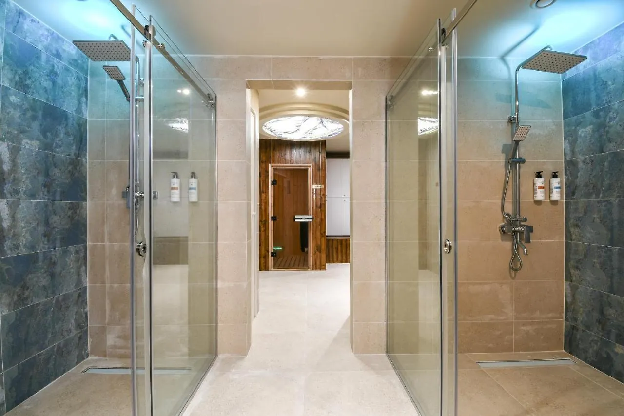 Hotel Pullman Bucharest World Trade Center