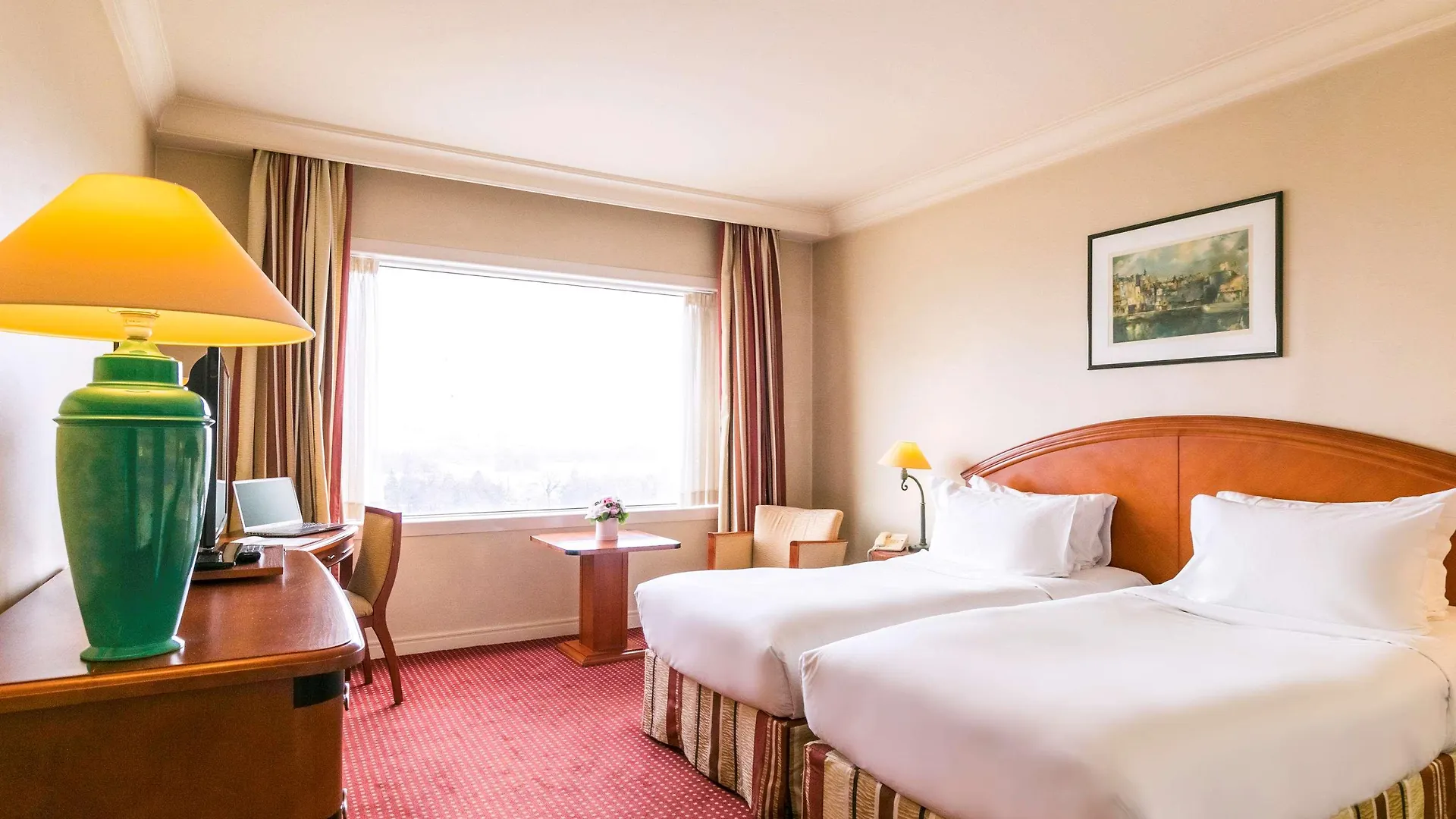 Pullman Bucharest World Trade Center Hotel 4*,