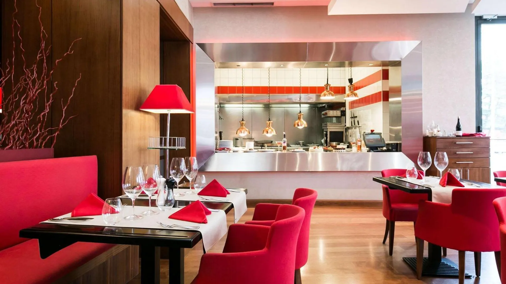 Pullman Bucharest World Trade Center Hotel